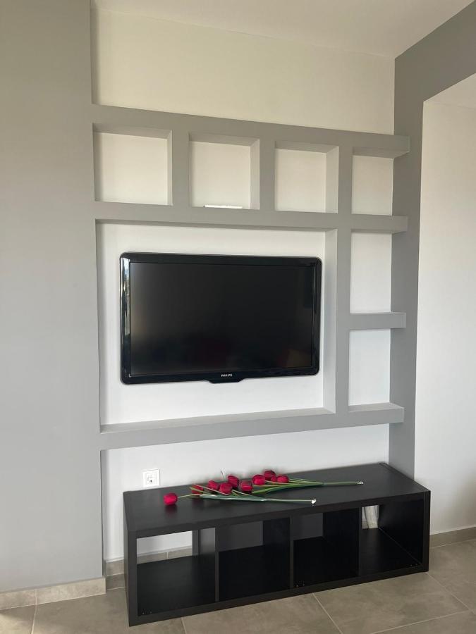 Airport View Apartments Ártemida Kültér fotó